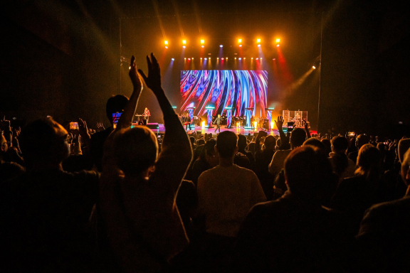 ЛЕГЕНДАРНЫЕ ХИТЫ DEPECHE MODE "ENJOY THE SYMPHONY" SHOW с оркестром, Магнитогорск