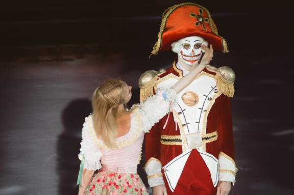 Ледовая сказка Ильи Авербуха "Щелкунчик"