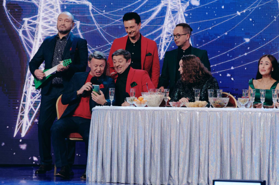 ШОУ УРАЛЬСКИЕ ПЕЛЬМЕНИ НОВОГОДНЕЕ, Магнитогорск