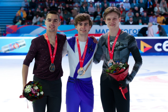 &Vcy;&scy;&iecy;&rcy;&ocy;&scy;&scy;&icy;&jcy;&scy;&kcy;&icy;&iecy; &scy;&ocy;&rcy;&iecy;&vcy;&ncy;&ocy;&vcy;&acy;&ncy;&icy;&yacy; "&Gcy;&rcy;&acy;&ncy; &Pcy;&rcy;&icy; &Rcy;&ocy;&scy;&scy;&icy;&icy; &ndash; &Zcy;&vcy;&iecy;&zcy;&dcy;&ycy; &Mcy;&acy;&gcy;&ncy;&icy;&tcy;&kcy;&icy;" &pcy;&ocy; &fcy;&icy;&gcy;&ucy;&rcy;&ncy;&ocy;&mcy;&ucy; &kcy;&acy;&tcy;&acy;&ncy;&icy;&yucy; &ncy;&acy; &kcy;&ocy;&ncy;&softcy;&kcy;&acy;&khcy;&period; &Pcy;&acy;&rcy;&ycy;&comma; &Kcy;&Pcy;&comma; &Tcy;&acy;&ncy;&tscy;&ycy; &ncy;&acy; &lcy;&softcy;&dcy;&ucy;&comma; &Rcy;&Tcy;